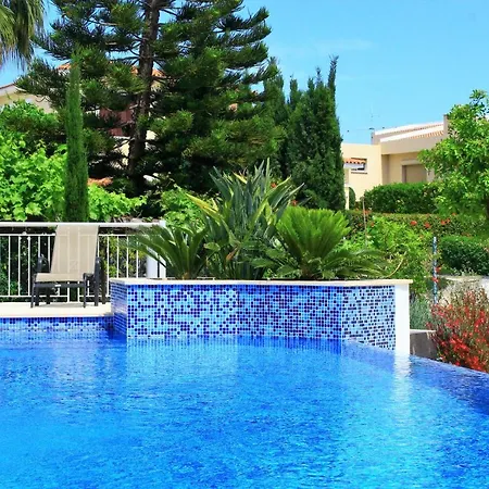 Coral Blue Bay בית נופש *