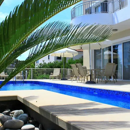 בית נופש Coral Blue Bay