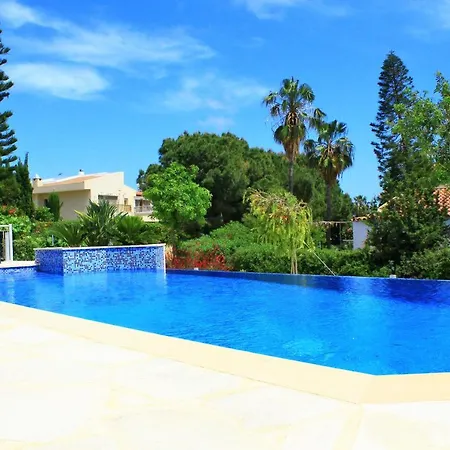 Coral Blue Bay * קורל ביי