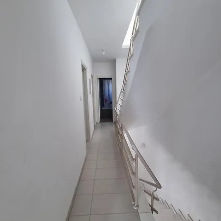 Coral Blue Bay * Coral Bay