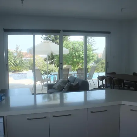 Coral Blue Bay * Coral Bay