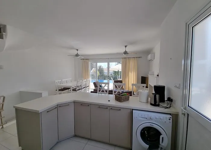 Coral Blue Bay Κόλπος των Κοραλλιών